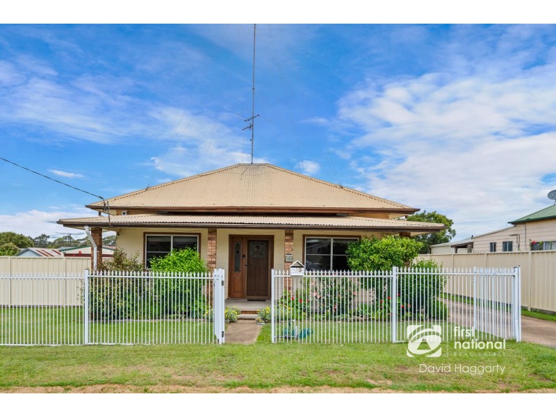 13 Margaret Street, Cessnock NSW 2325