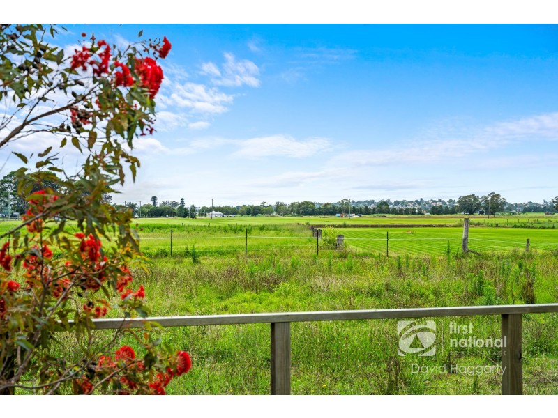 12 Sharkeys Lane, Lorn NSW 2320