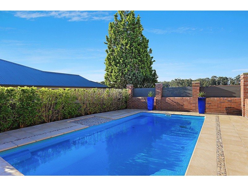 5 Amber Grove, Bolwarra Heights NSW 2320