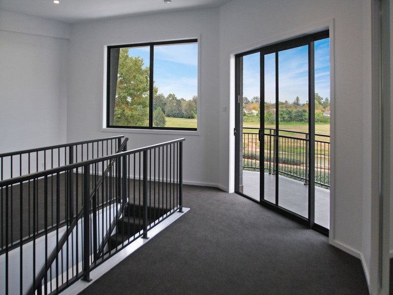 9/318 High Street, Maitland NSW 2320