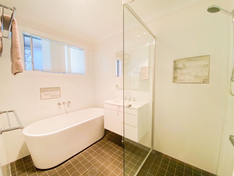 11 Bradbury Street, Tenambit NSW 2323