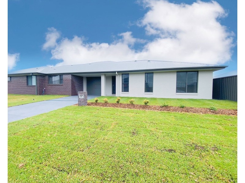 2/17 Apple Street, Gillieston Heights NSW 2321