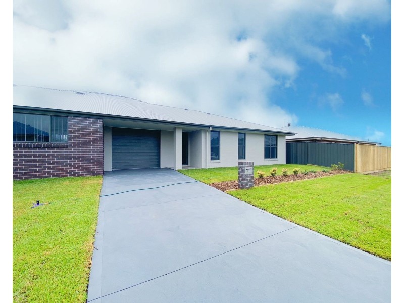 2/17 Apple Street, Gillieston Heights NSW 2321