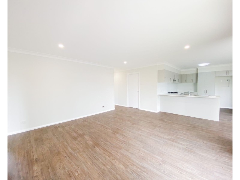 2/17 Apple Street, Gillieston Heights NSW 2321
