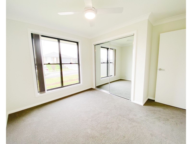 2/17 Apple Street, Gillieston Heights NSW 2321