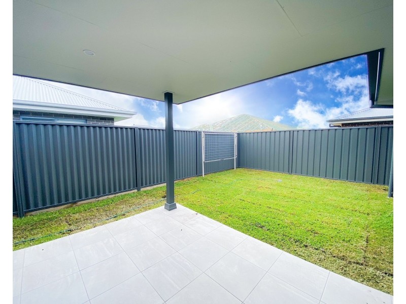 2/17 Apple Street, Gillieston Heights NSW 2321