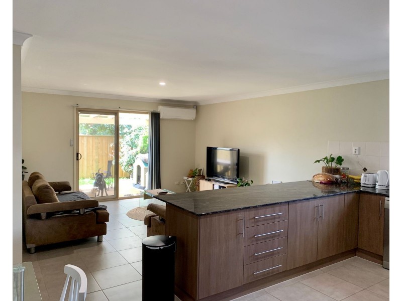 10 Hibiscus Crescent, Aberglasslyn NSW 2320