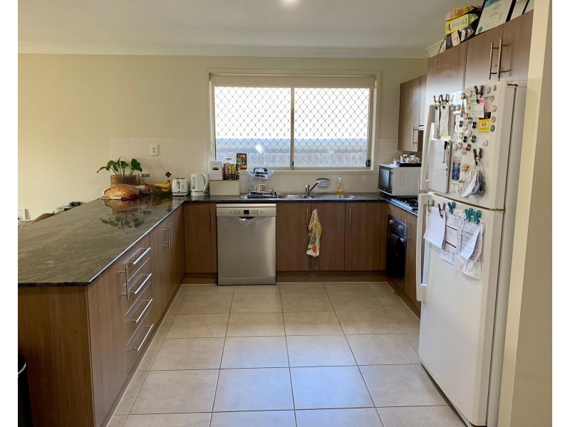 10 Hibiscus Crescent, Aberglasslyn NSW 2320