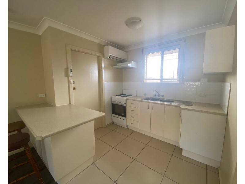 4/233 NEW ENGLAND HIGHWAY, Rutherford NSW 2320