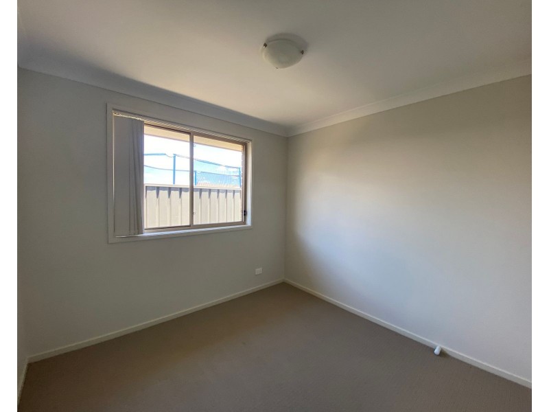 9 Hepburn Close, Rutherford NSW 2320