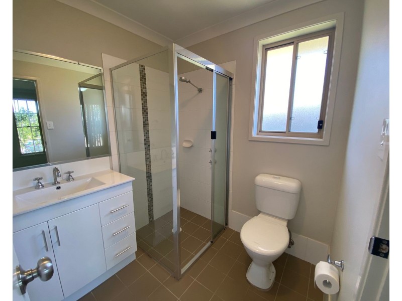 9 Hepburn Close, Rutherford NSW 2320