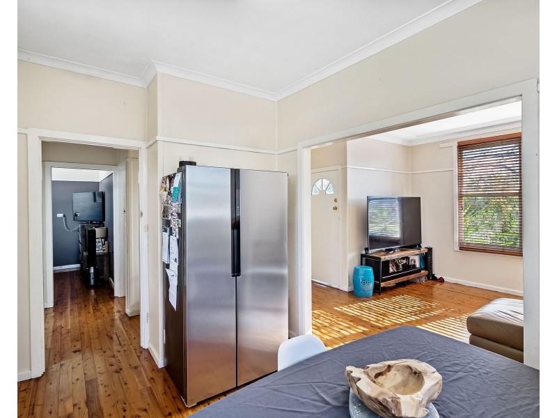 6 Hughes Street, East Maitland NSW 2323