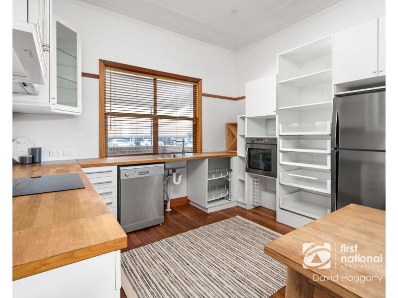 27 Ken Tubman Drive, Maitland NSW 2320