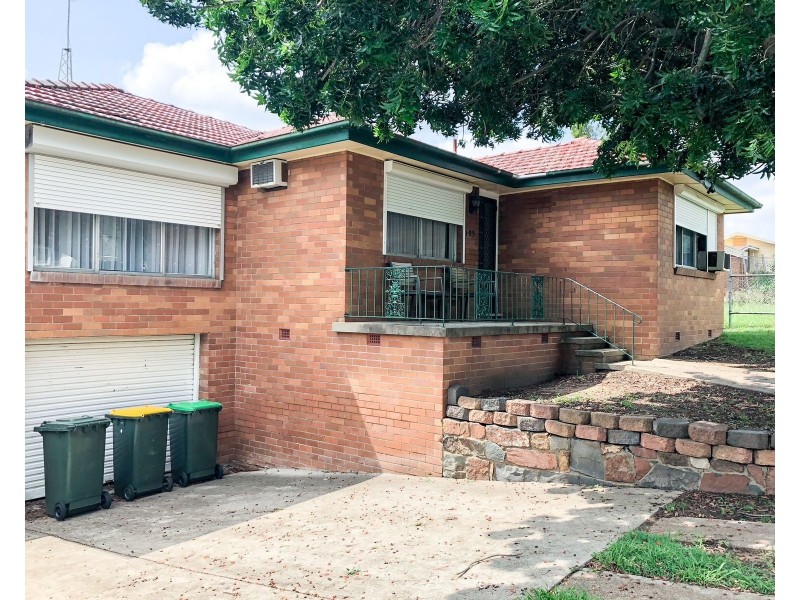 105 South Street, Telarah NSW 2320