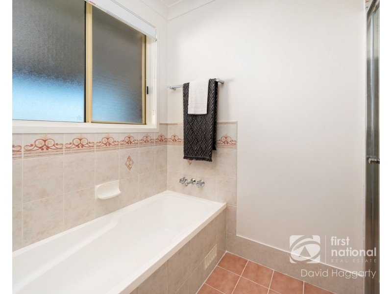 66 Denton Park Drive, Rutherford NSW 2320