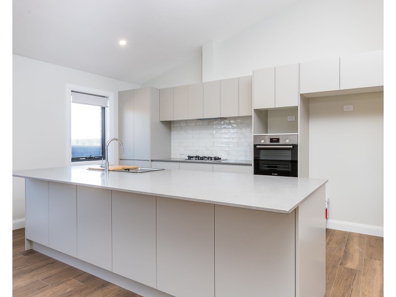 11 Chamomile Street, Chisholm NSW 2322