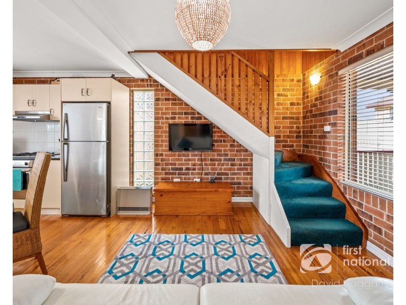 2/107 Regiment Road, Rutherford NSW 2320