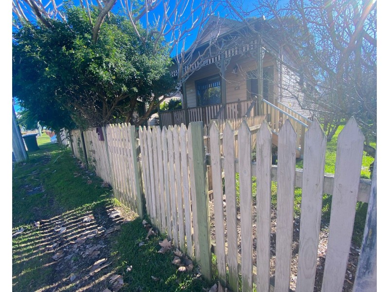 74 Devonshire Street, South Maitland NSW 2320