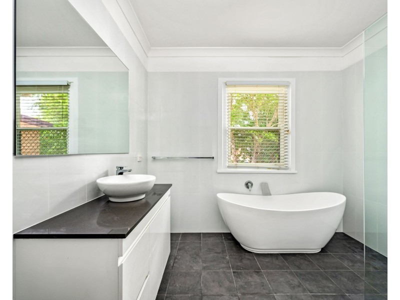 24 Hilary Street, East Maitland NSW 2323