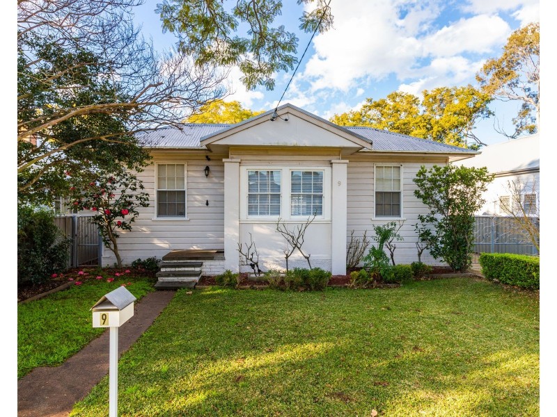 9 Nichols Street, Lorn NSW 2320