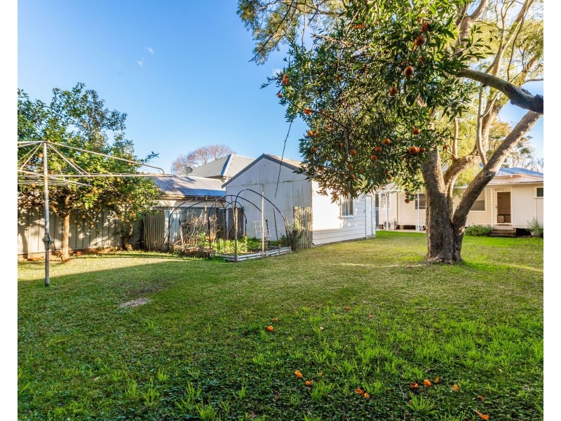 9 Nichols Street, Lorn NSW 2320