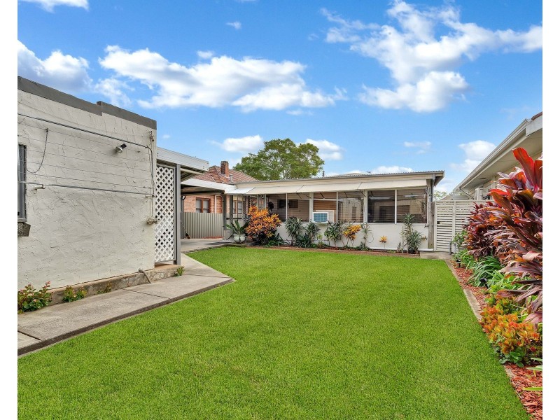 25 Roy Street, Lorn NSW 2320
