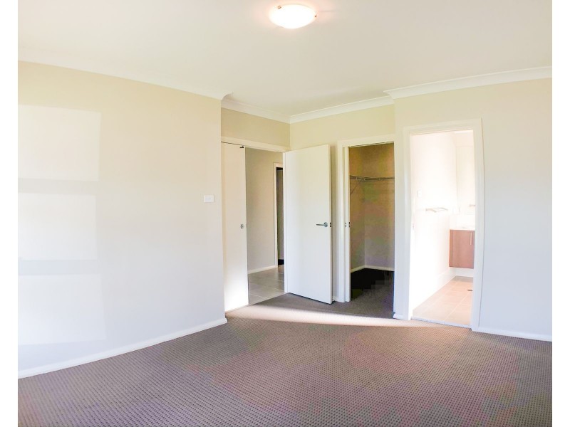 13 Lockwood Street, North Rothbury NSW 2335