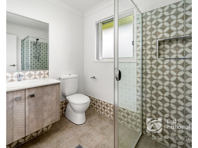 8 Ridgeview Drive, Cliftleigh NSW 2321