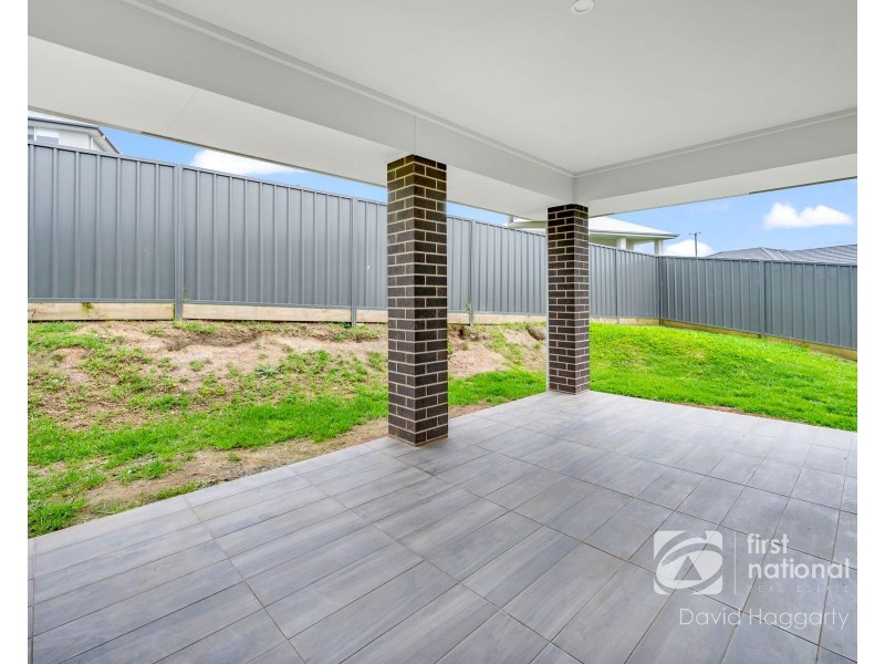 8 Ridgeview Drive, Cliftleigh NSW 2321