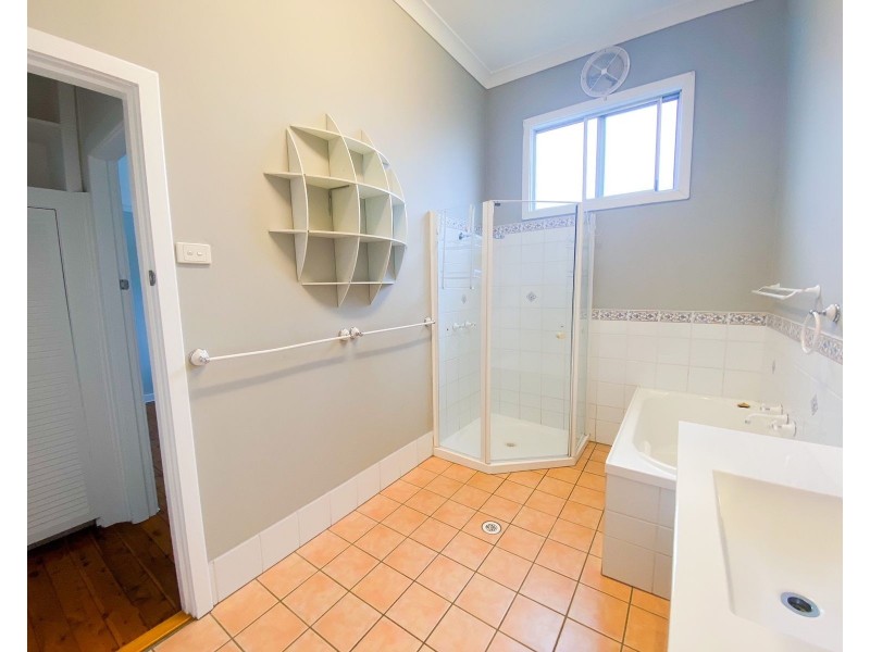 29 Moore Street, Cessnock NSW 2325