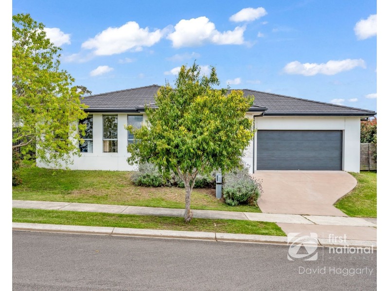 25 Pearse Crescent, Bolwarra Heights NSW 2320