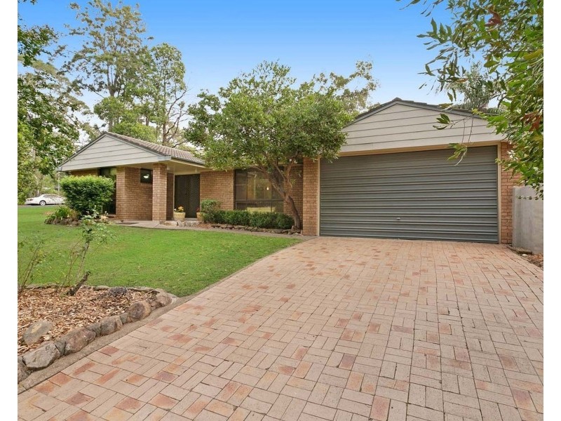 8 Moore Road, Bolwarra Heights NSW 2320