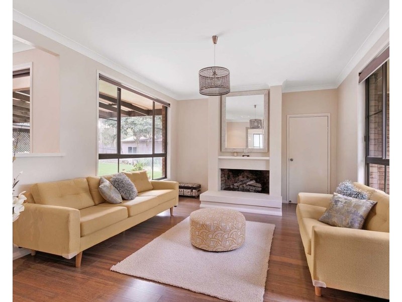 8 Moore Road, Bolwarra Heights NSW 2320