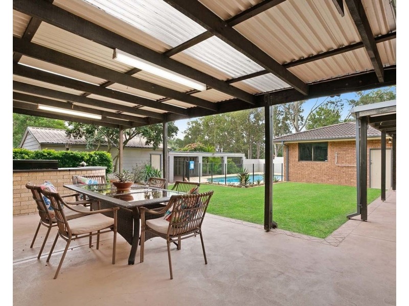 8 Moore Road, Bolwarra Heights NSW 2320