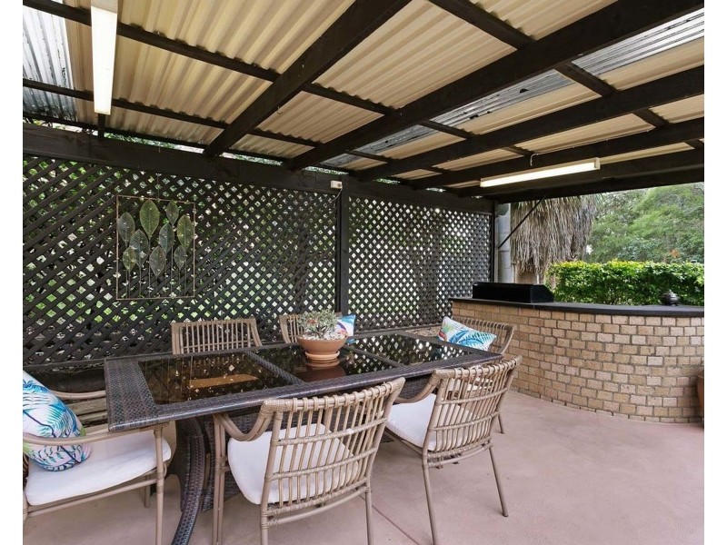 8 Moore Road, Bolwarra Heights NSW 2320