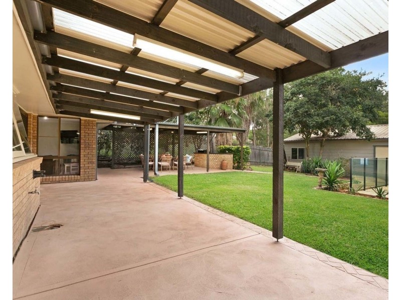 8 Moore Road, Bolwarra Heights NSW 2320