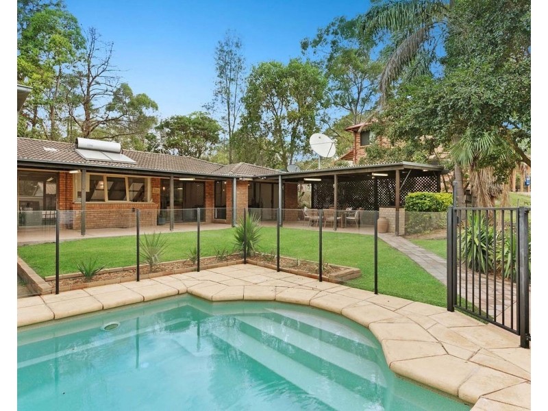 8 Moore Road, Bolwarra Heights NSW 2320