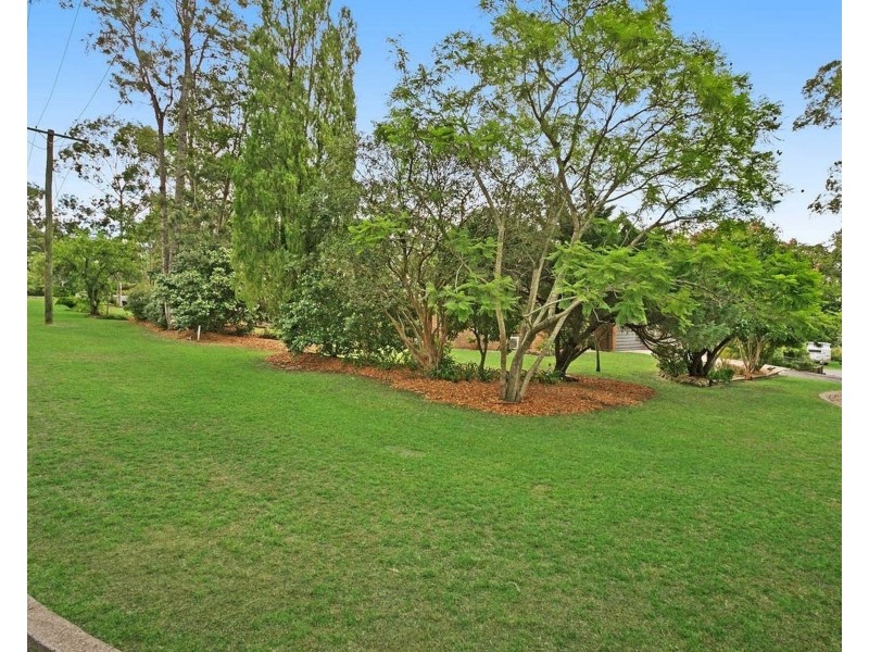 8 Moore Road, Bolwarra Heights NSW 2320