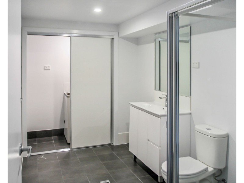 8/318  High Street, Maitland NSW 2320