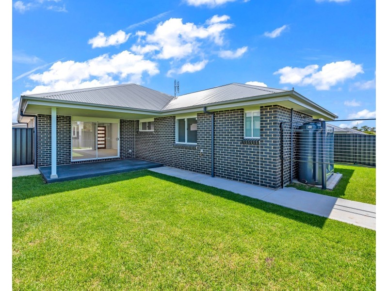 9/13 Ruby Road, Rutherford NSW 2320