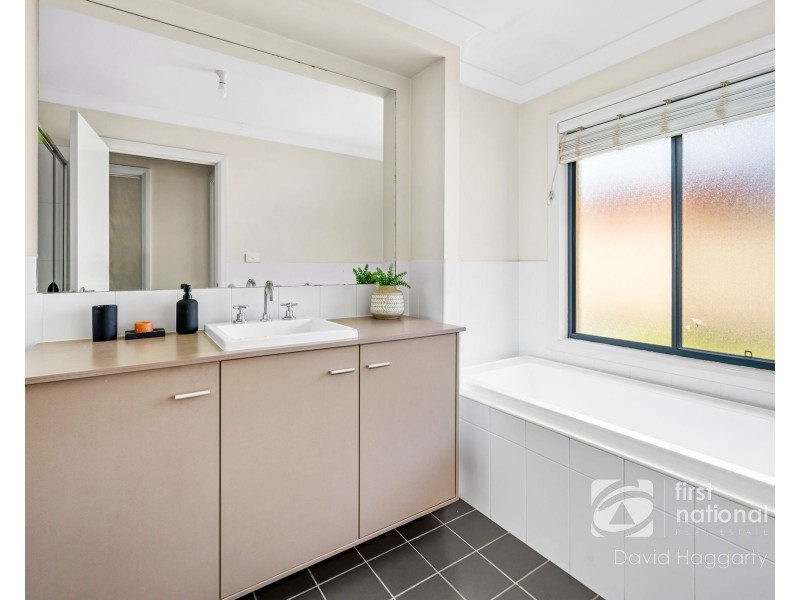 24 Parklands Road, Largs NSW 2320