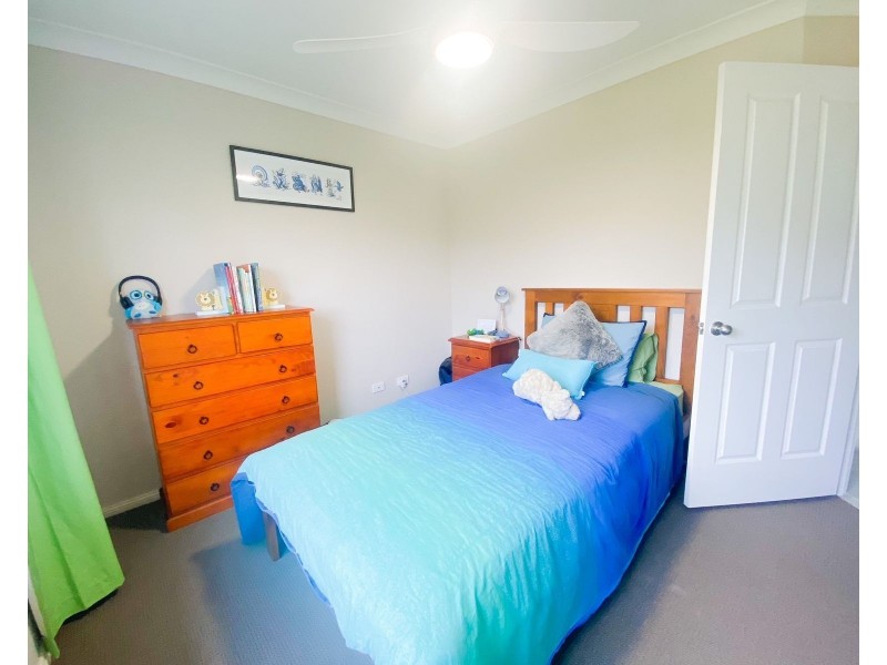 25 Poplar Level Terrace, East Branxton NSW 2335