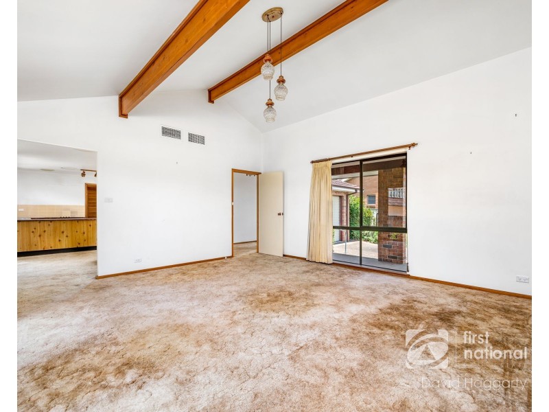 8 Rathluba Crescent, East Maitland NSW 2323