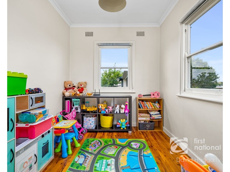 2 Middleton Drive, East Maitland NSW 2323