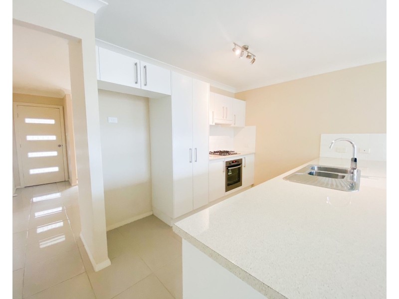 128 McKeachie Drive, Aberglasslyn NSW 2320