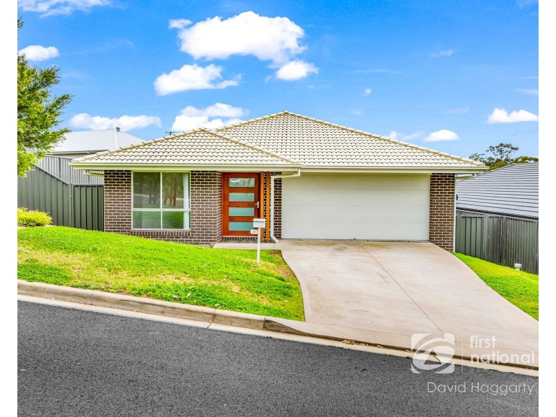 8 Ridgeview Drive, Cliftleigh NSW 2321