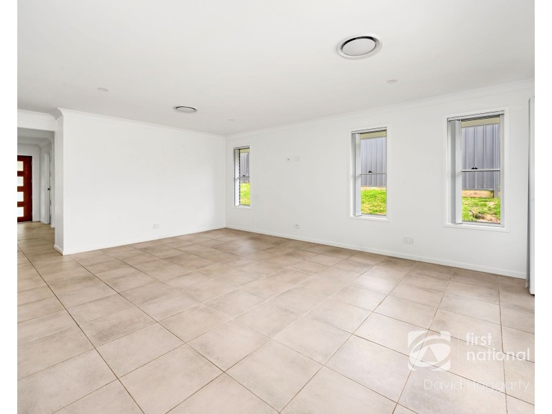 8 Ridgeview Drive, Cliftleigh NSW 2321