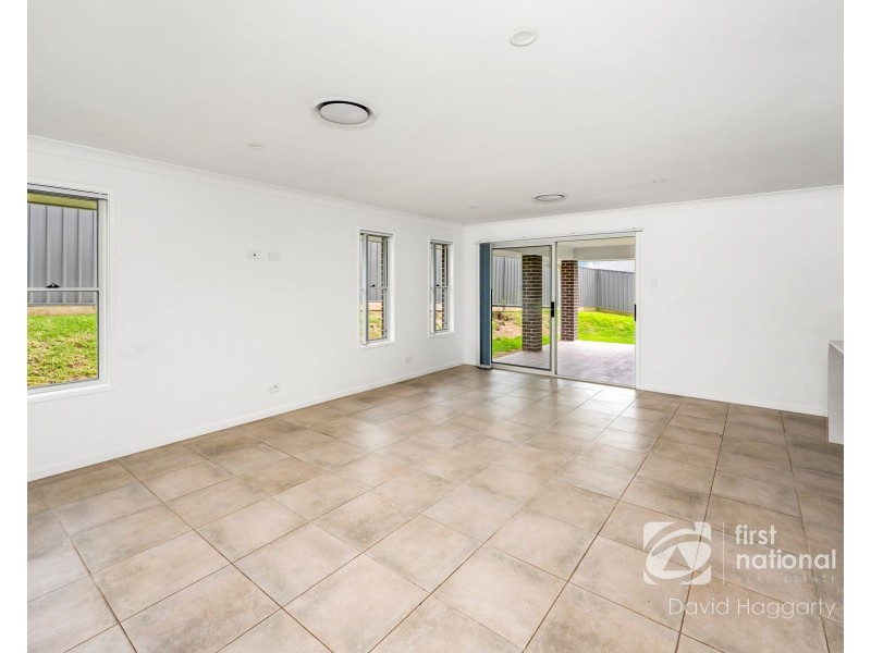 8 Ridgeview Drive, Cliftleigh NSW 2321