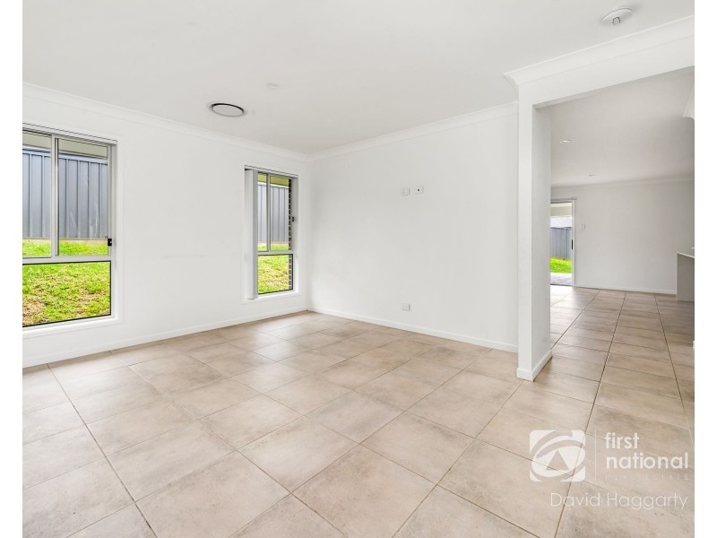 8 Ridgeview Drive, Cliftleigh NSW 2321