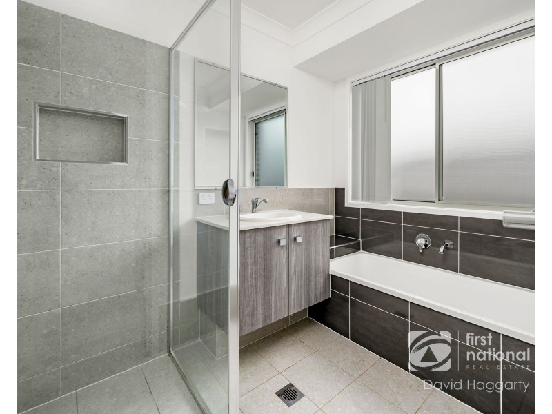 8 Ridgeview Drive, Cliftleigh NSW 2321